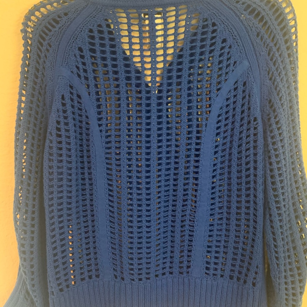 Cache sweater - Picture 2 of 3